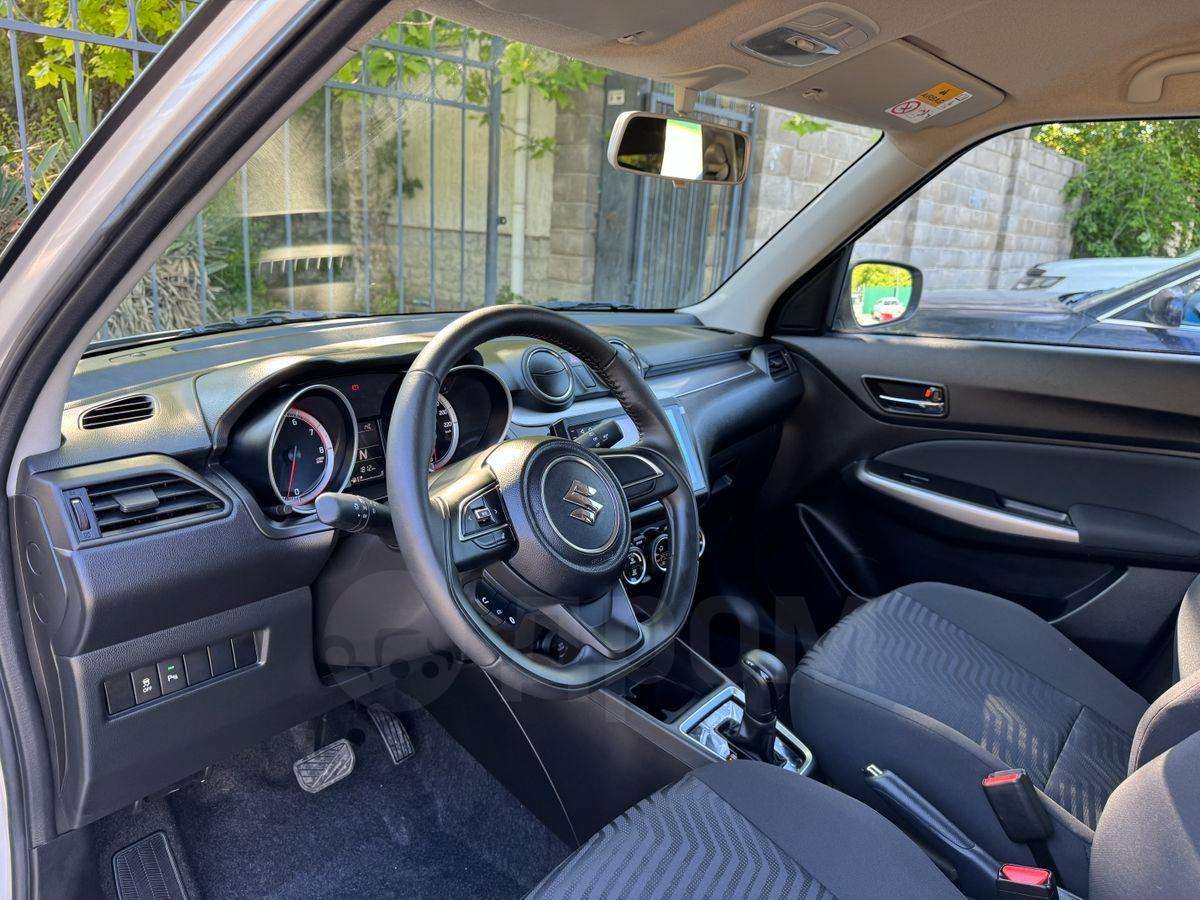 Suzuki Swift 2023, Swift 2023 бензин 1.2 хэтчбек Б/У Севастополь