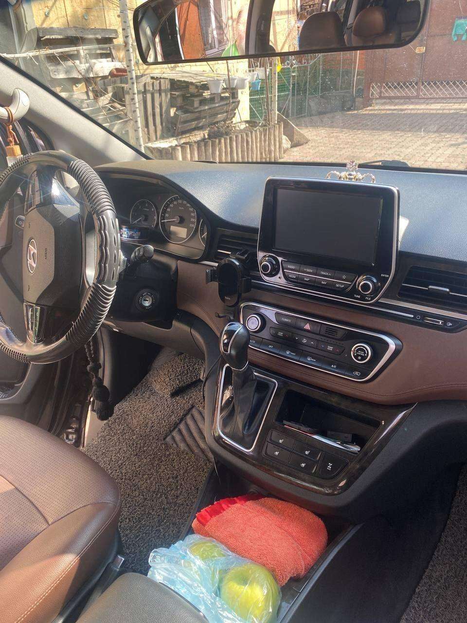 Hyundai Starex 2018, Starex 2018 дизель 2.5 минивэн / микроавтобус Б/У Донецк