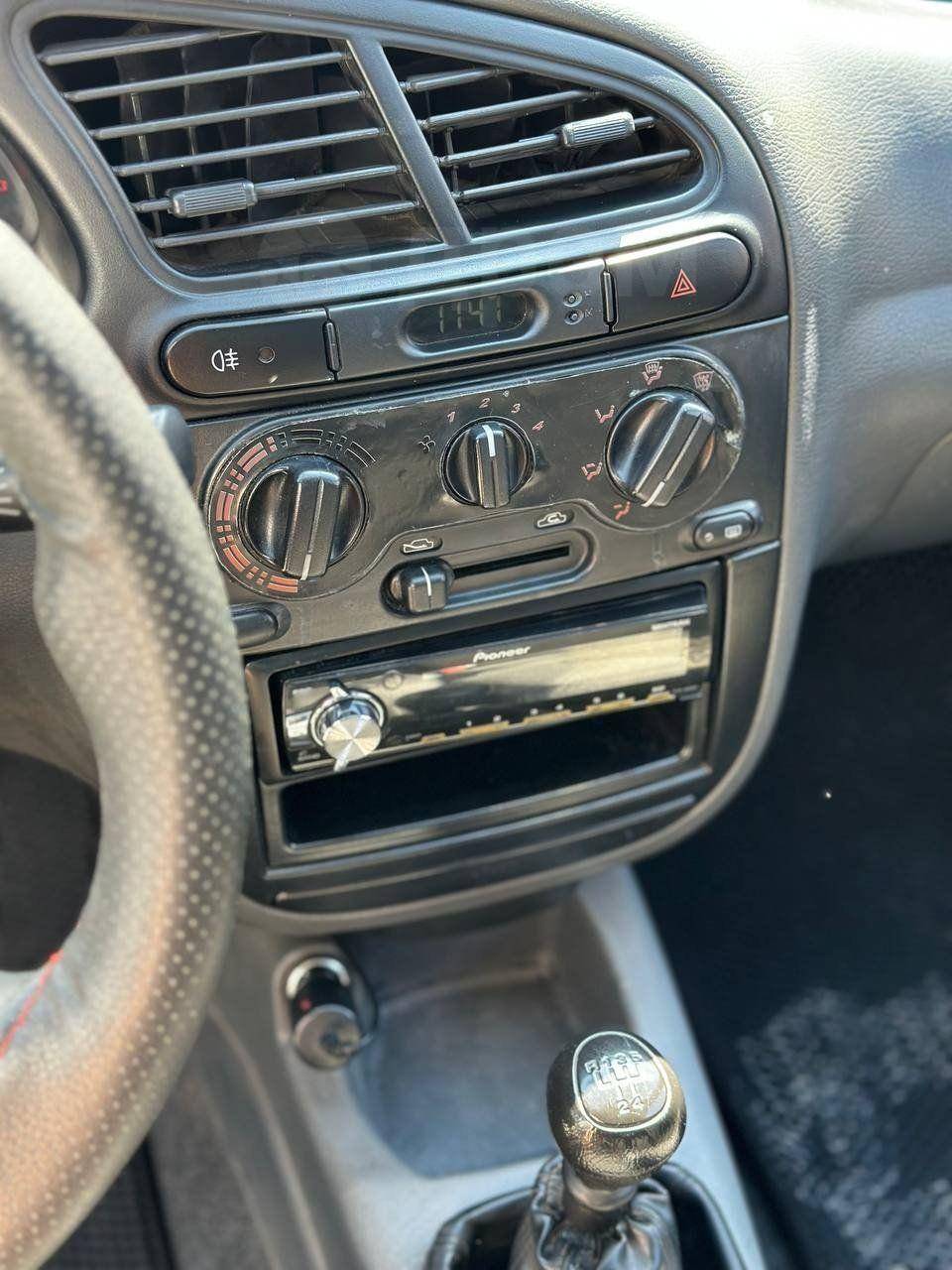 Daewoo Lanos 2007, Lanos 2007 бензин 1.5 седан Б/У Симферополь