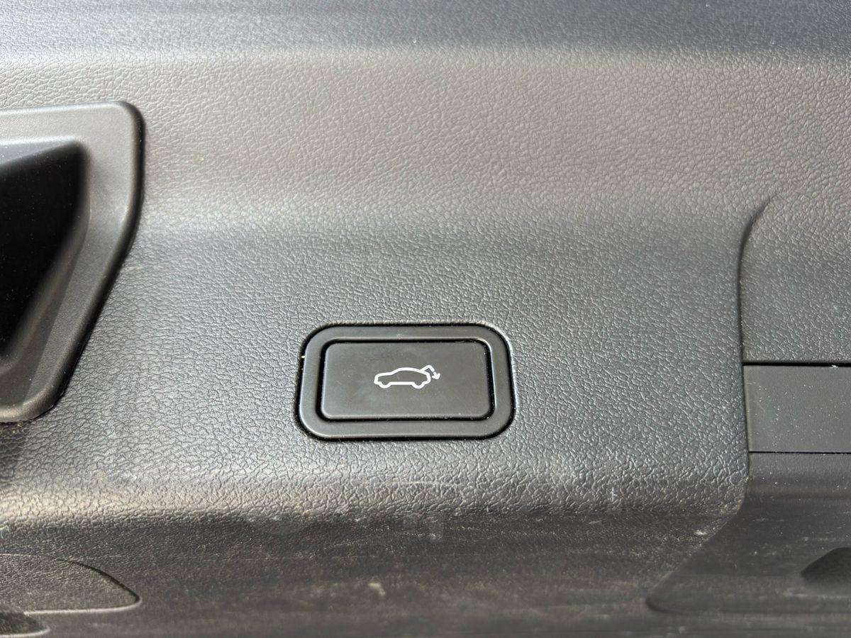 Geely Atlas Pro 2021, Atlas Pro 2021 бензин 1.5 внедорожник Б/У Москва