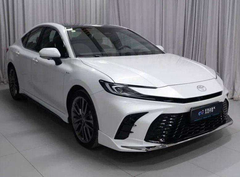 Toyota Camry 2024, Camry 2024 бензин 2 седан Б/У Краснодар