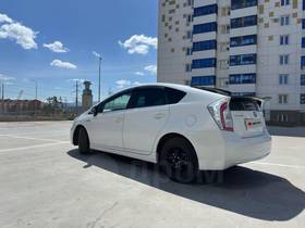 Продам Toyota Prius 2013 на likvi.com Toyota Prius 2013, Prius 2013 бензин 1.8 лифтбек Б/У Улан-Удэ