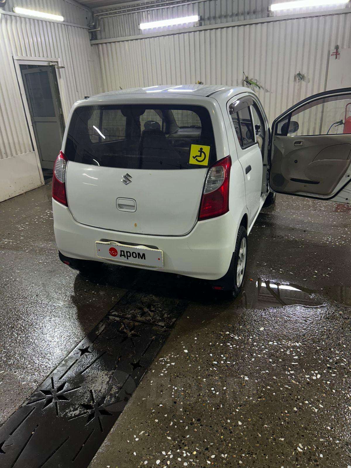 Suzuki Alto 2010, Alto 2010 бензин 0.7 хэтчбек Б/У Иркутск