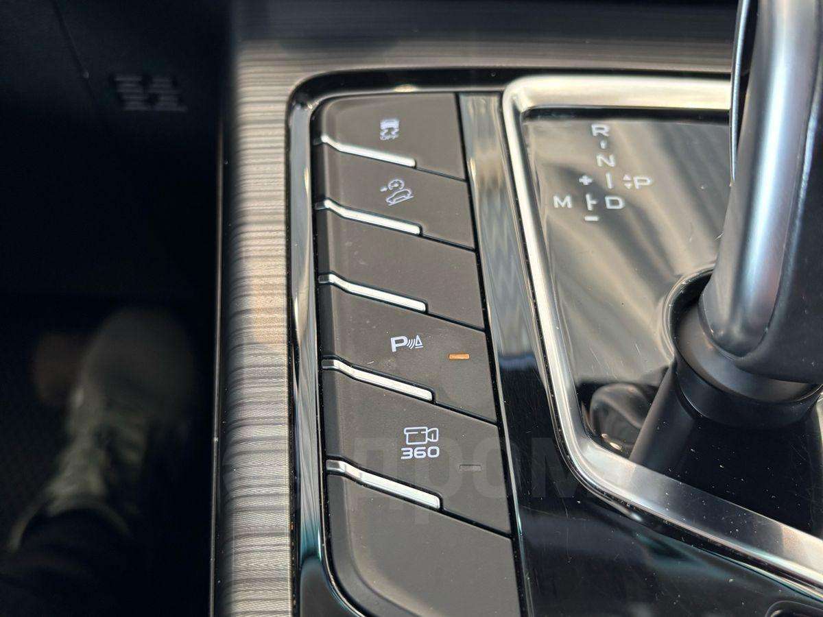 Geely Atlas Pro 2021, Atlas Pro 2021 бензин 1.5 внедорожник Б/У Москва