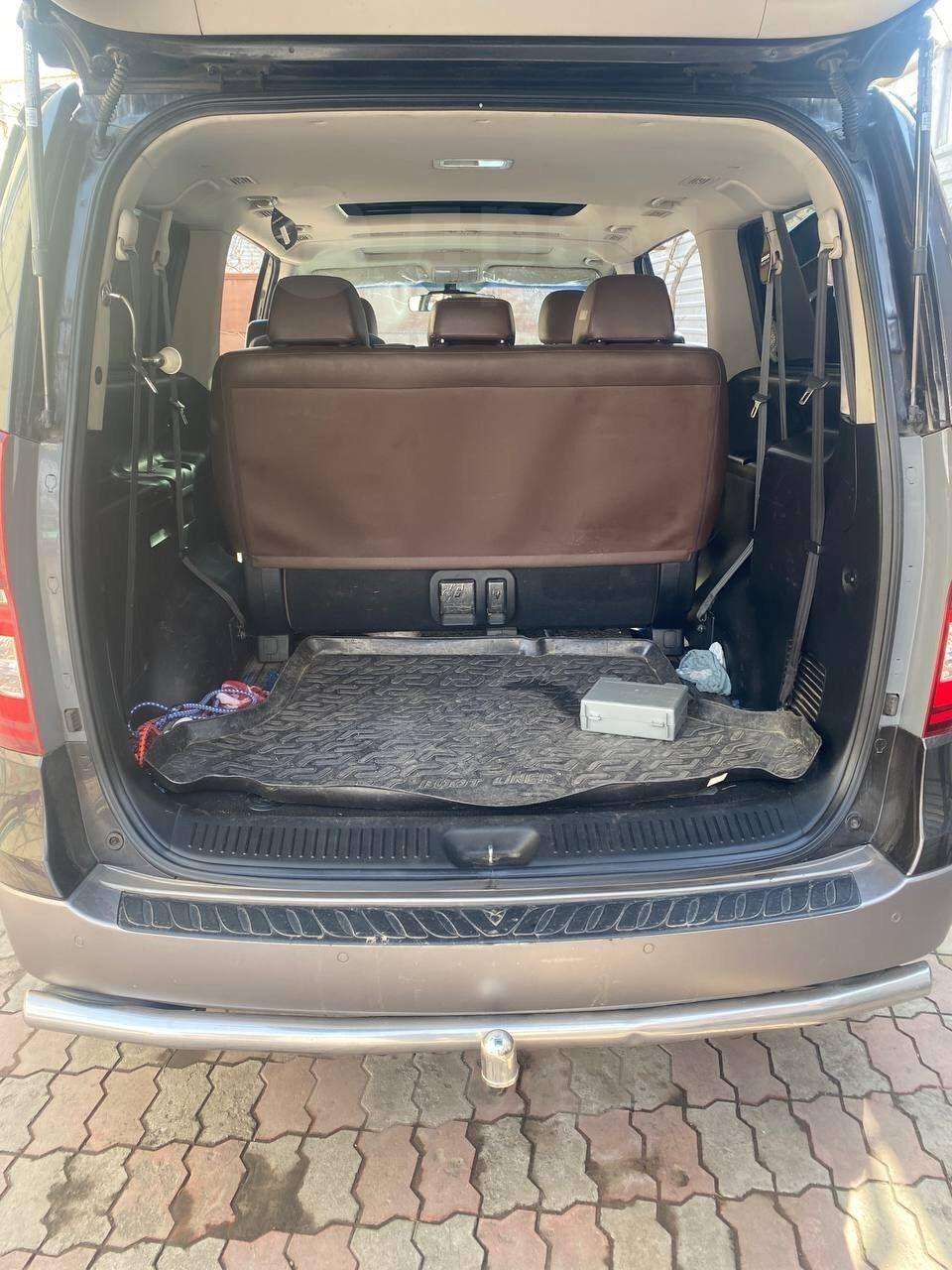 Hyundai Starex 2018, Starex 2018 дизель 2.5 минивэн / микроавтобус Б/У Донецк