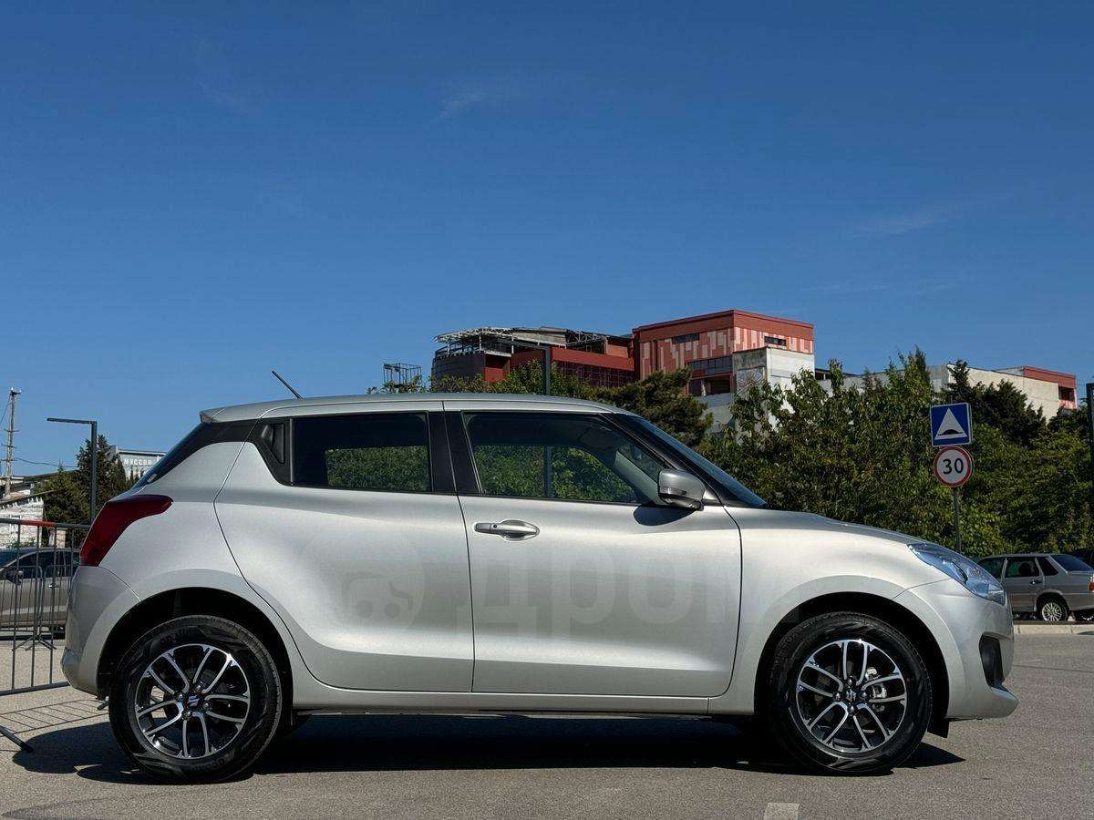 Suzuki Swift 2023, Swift 2023 бензин 1.2 хэтчбек Б/У Севастополь