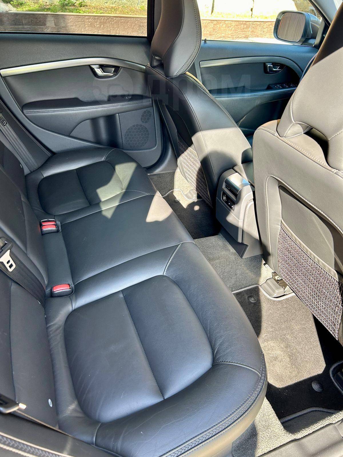 Volvo XC70 2016, XC70 2016 дизель 2.4 универсал Б/У Челябинск