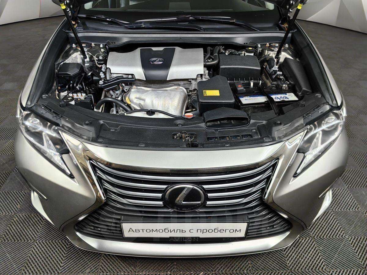 Lexus ES200 2015, ES200 2015 бензин 2 седан Б/У Москва