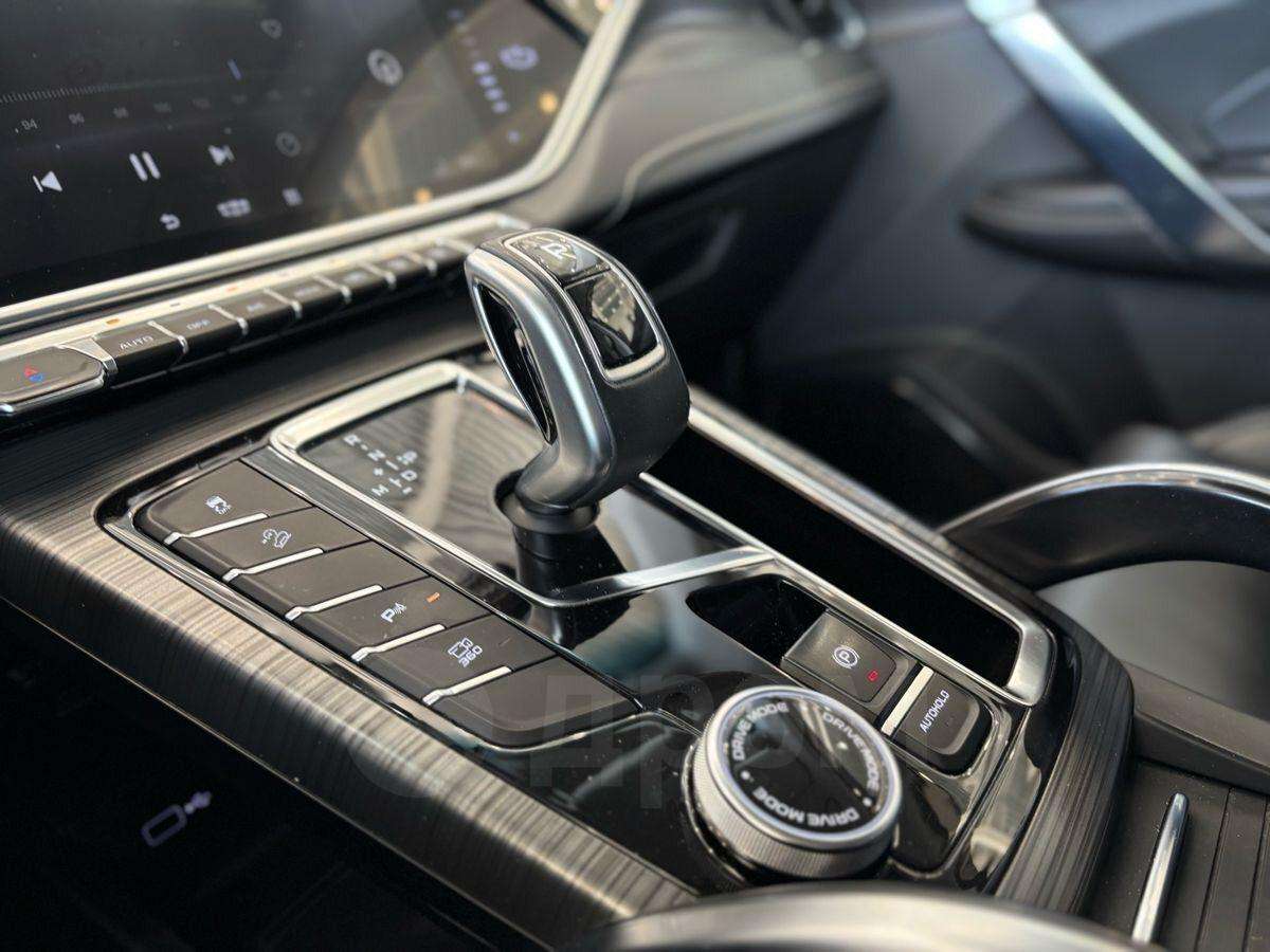 Geely Atlas Pro 2021, Atlas Pro 2021 бензин 1.5 внедорожник Б/У Москва