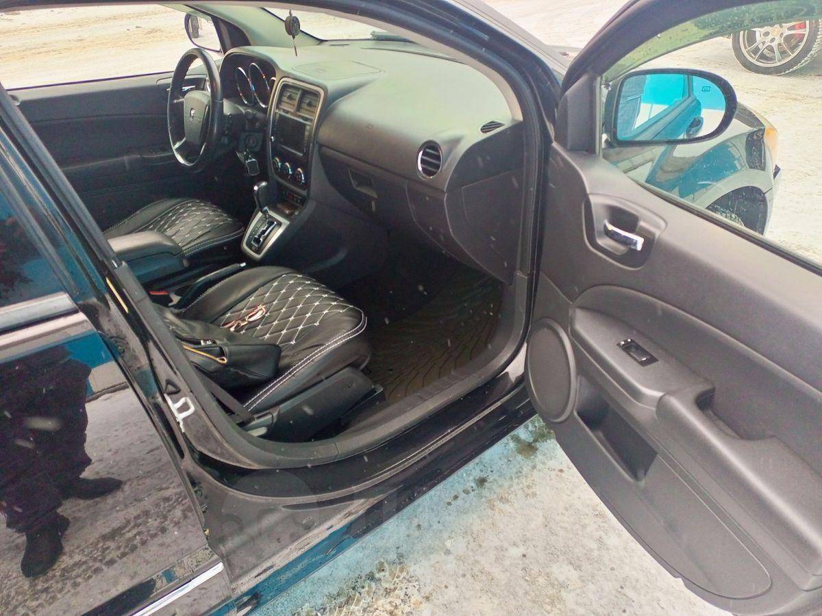 Dodge Caliber 2011, Caliber 2011 бензин 2 хэтчбек Б/У Томск