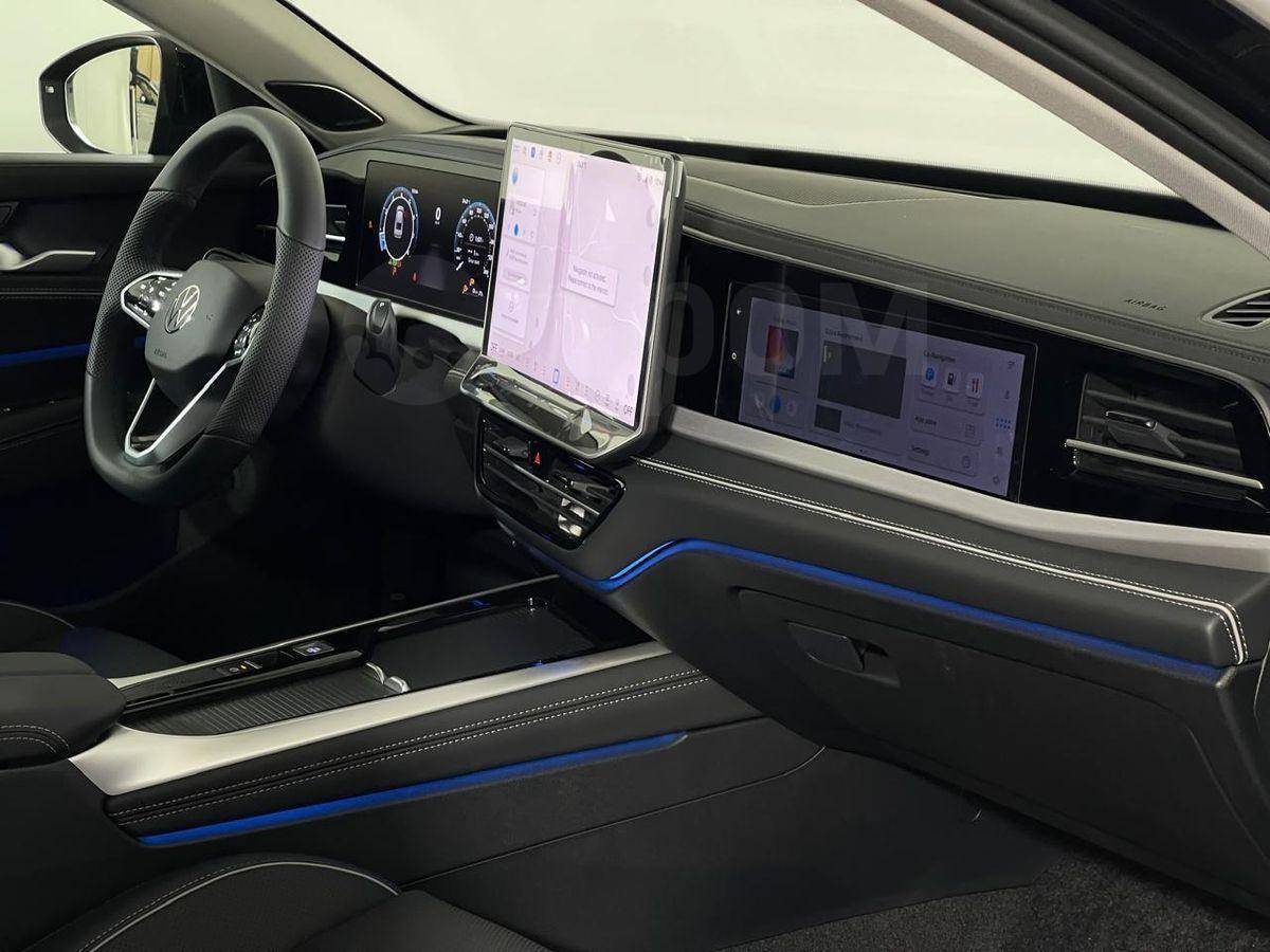 Volkswagen Passat 2024, Passat 2024 бензин 2 седан Б/У Москва